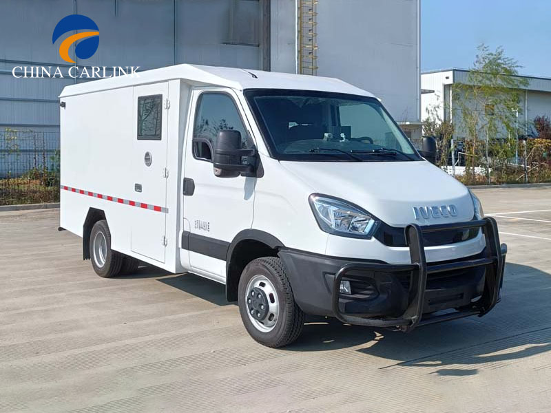 IVECO Daily EV 현금 운송 트럭